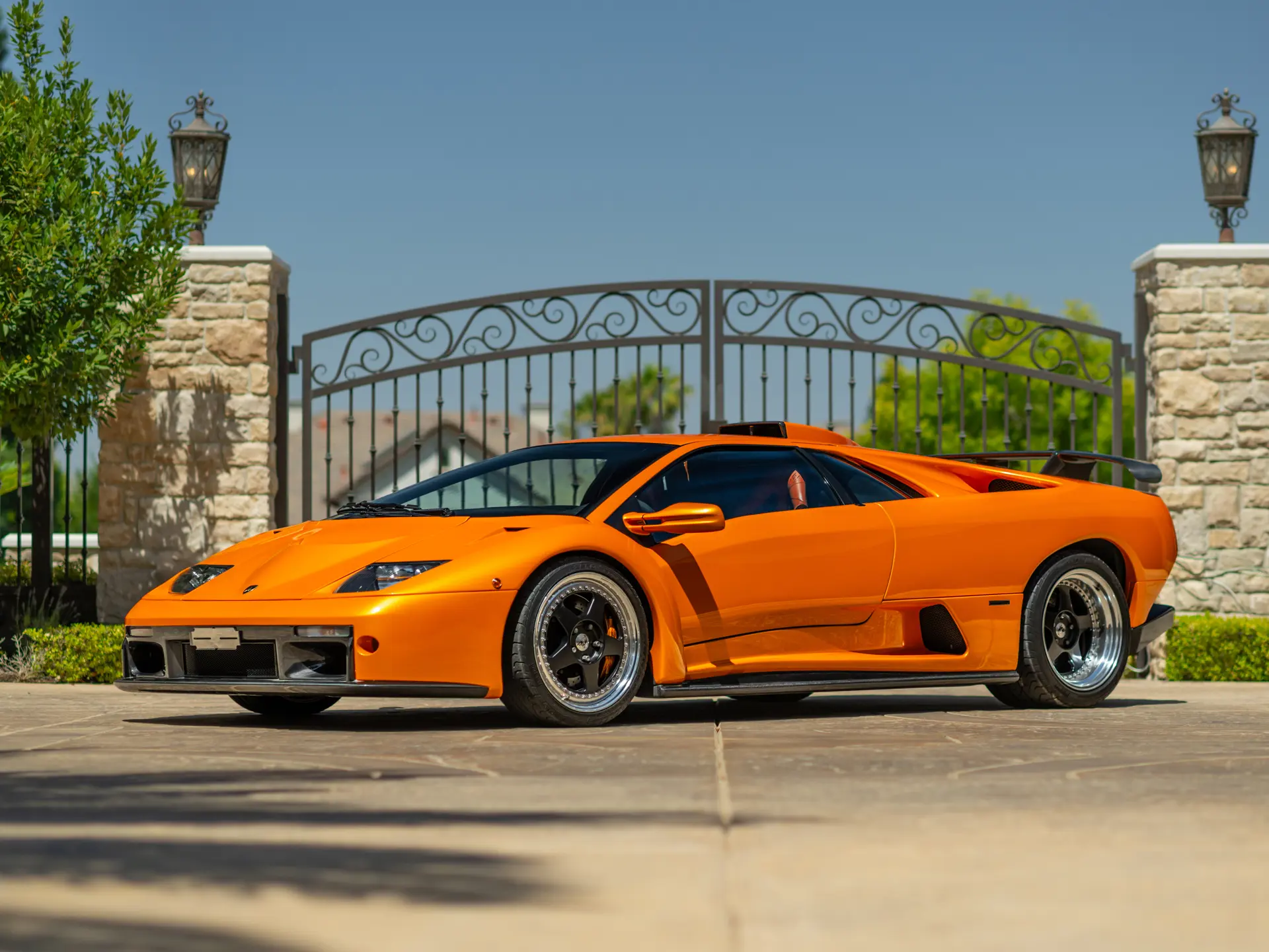 2000 Lamborghini Diablo GT sold for $1,435,000