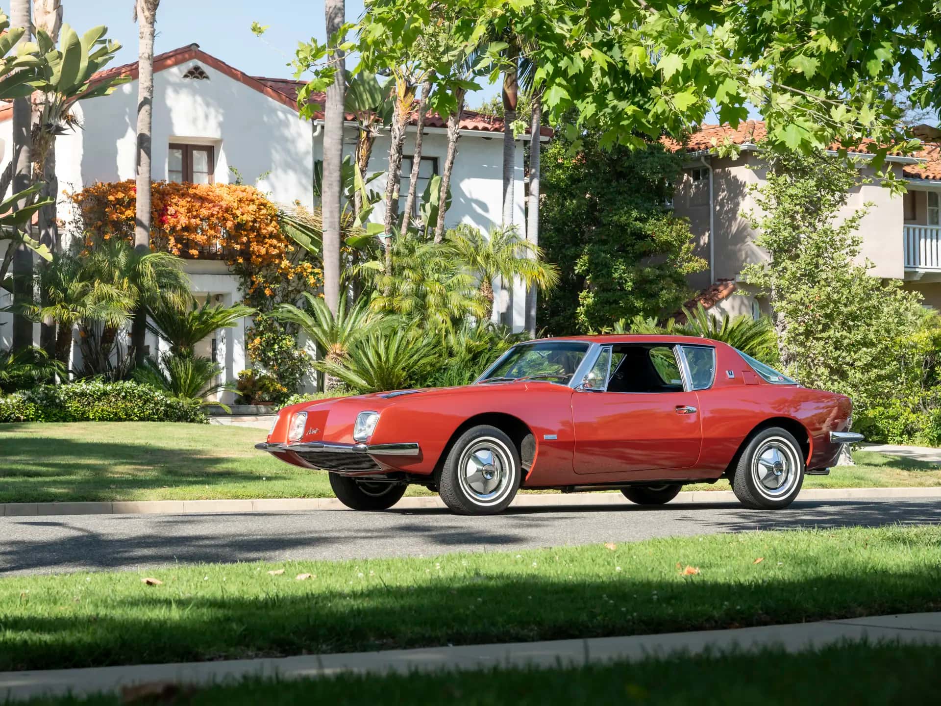 1964 Studebaker Avanti R2 sold for $47,600