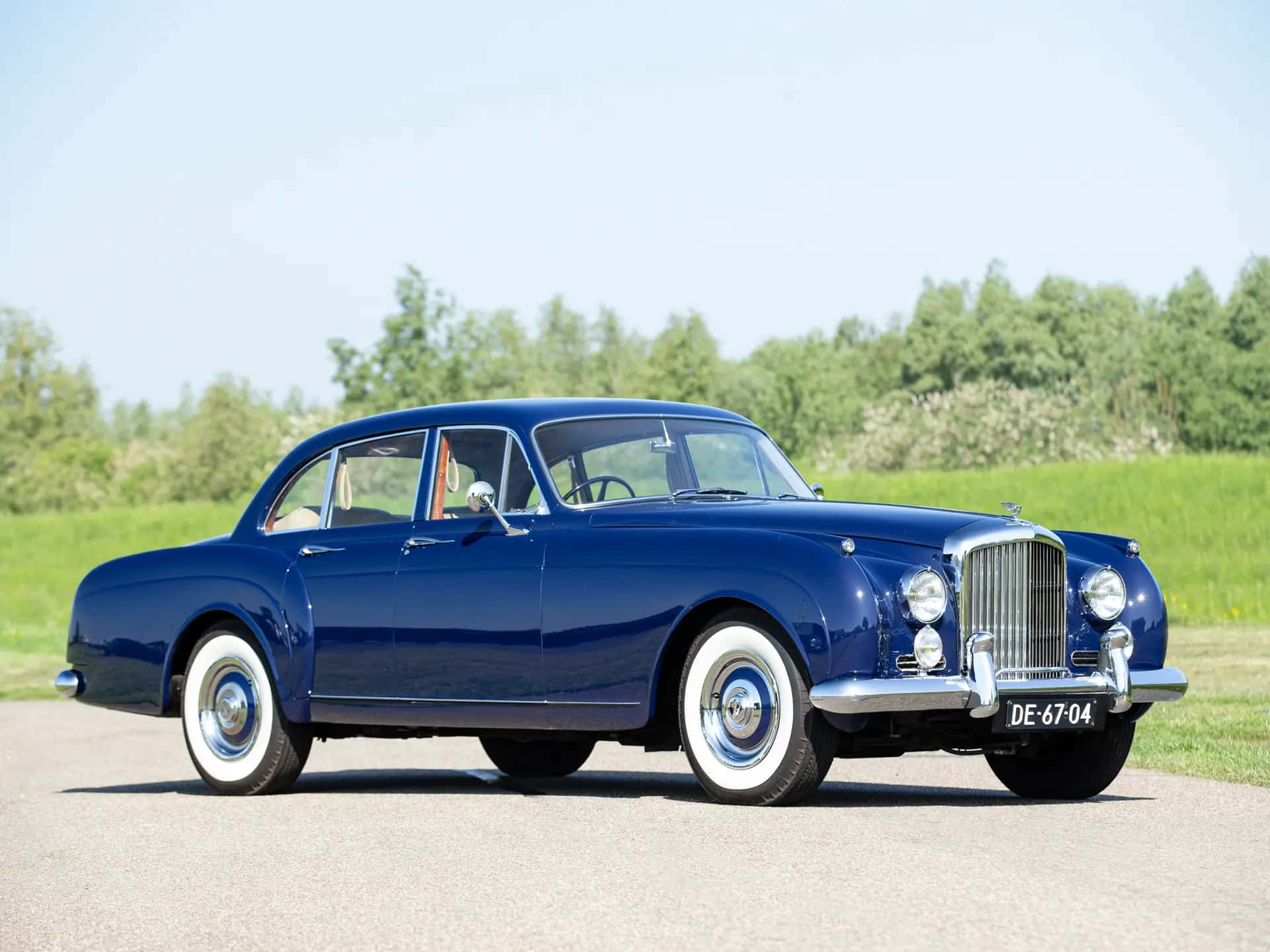 1961 Bentley S2 Continental 'Flying Spur' Saloon sold for £86,250