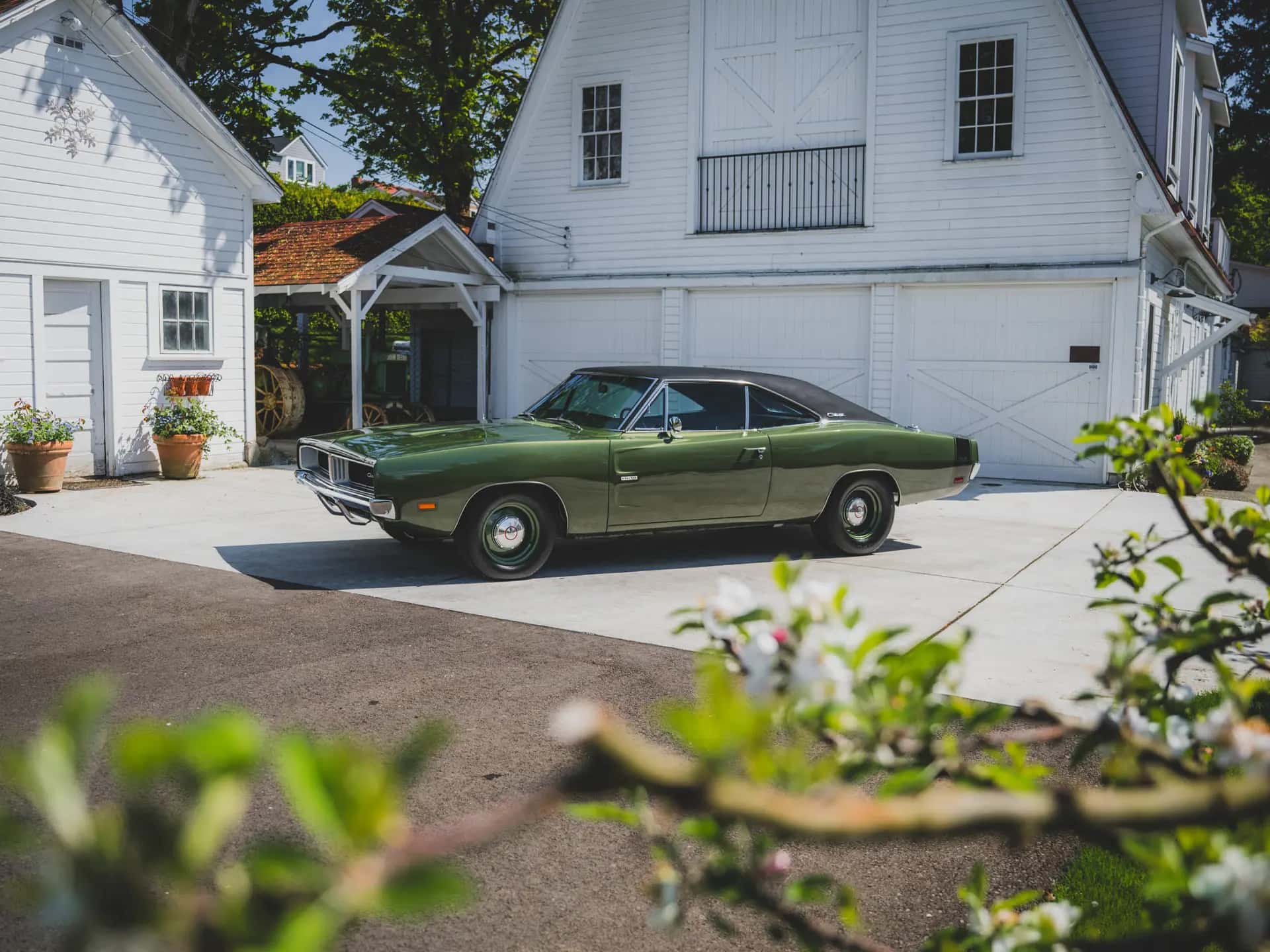 1969 Dodge Charger R/T Hemi sold for $170,500