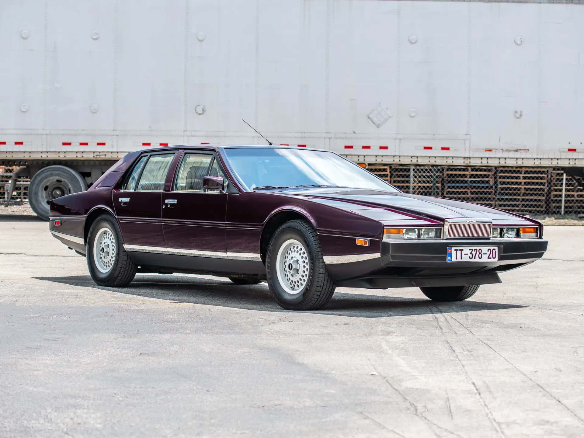 1984 Aston Martin Lagonda sold for $0