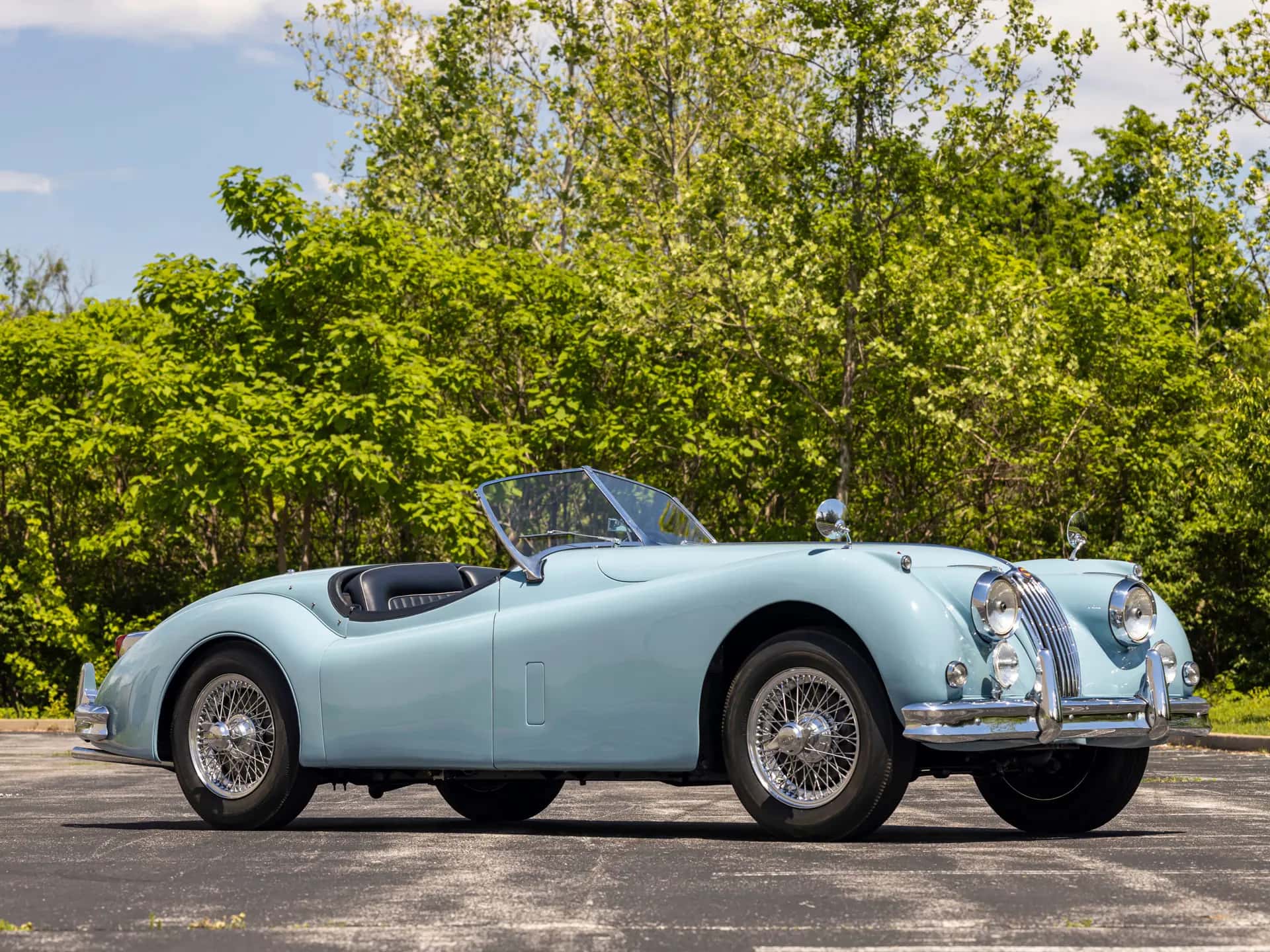 1955 Jaguar XK 140 MC Roadster sold for $0