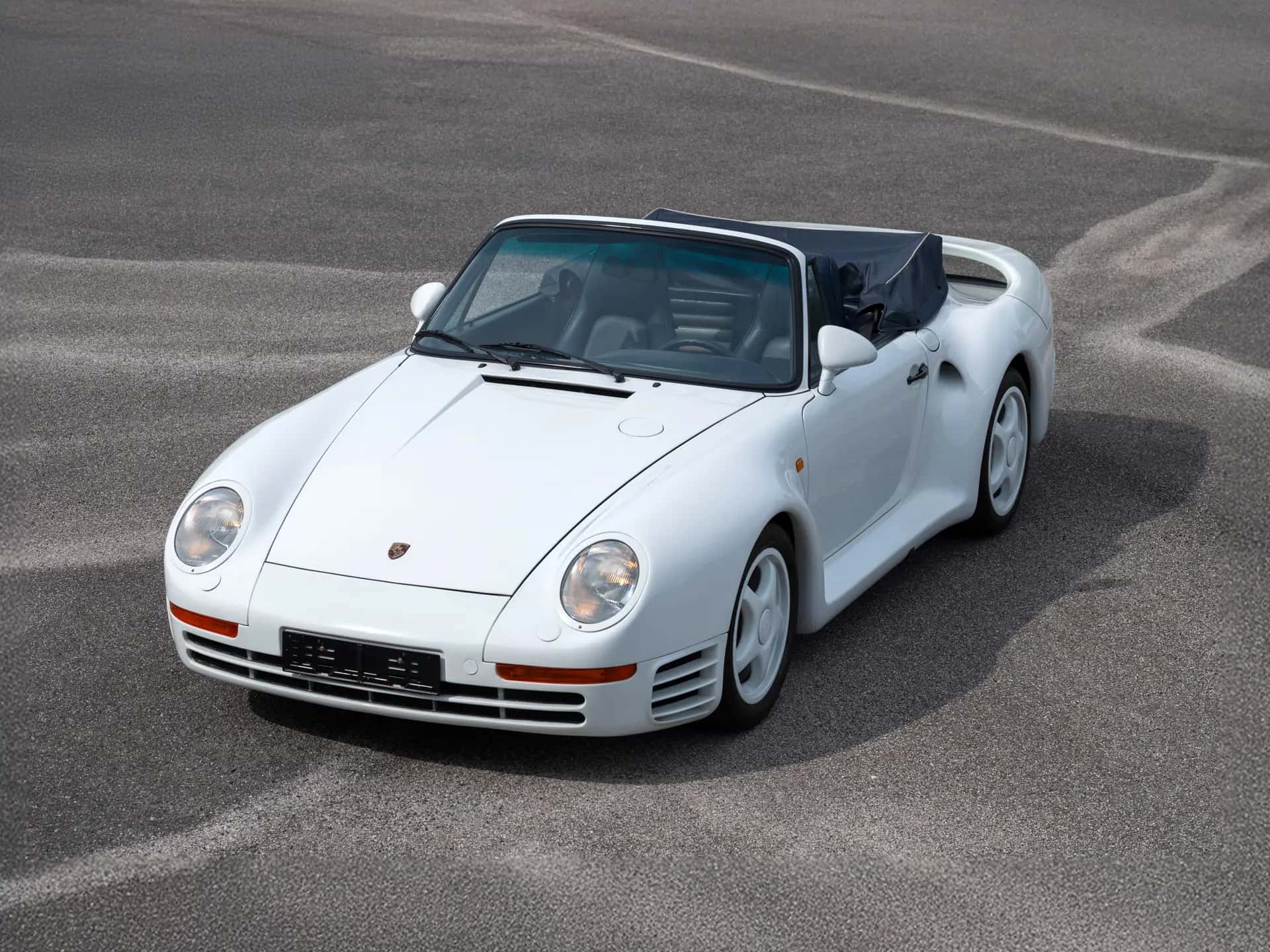 1987 Porsche 959 'Speedster' sold for €1,298,750