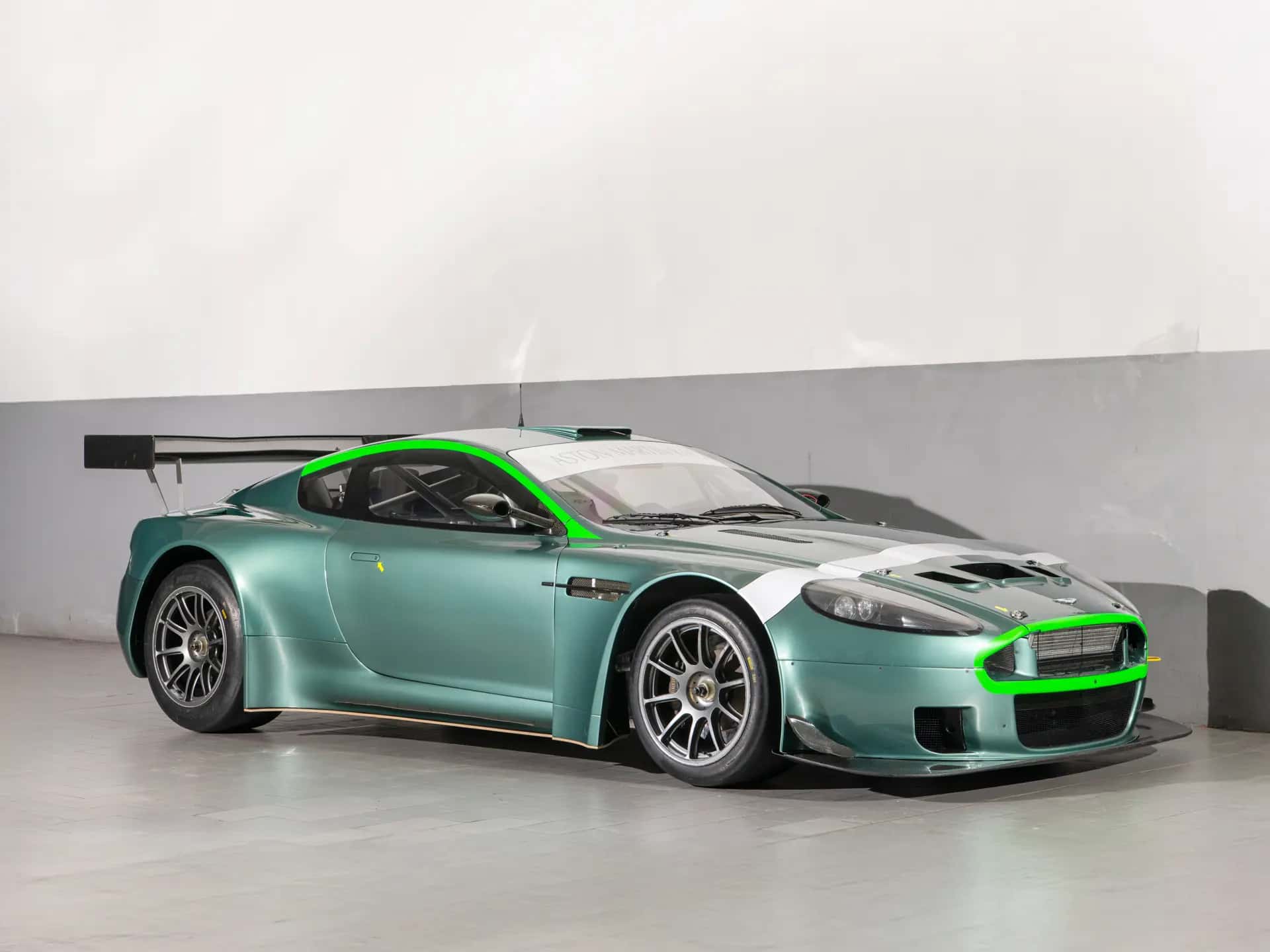 2007 Aston Martin DBRS9 sold for €286,250