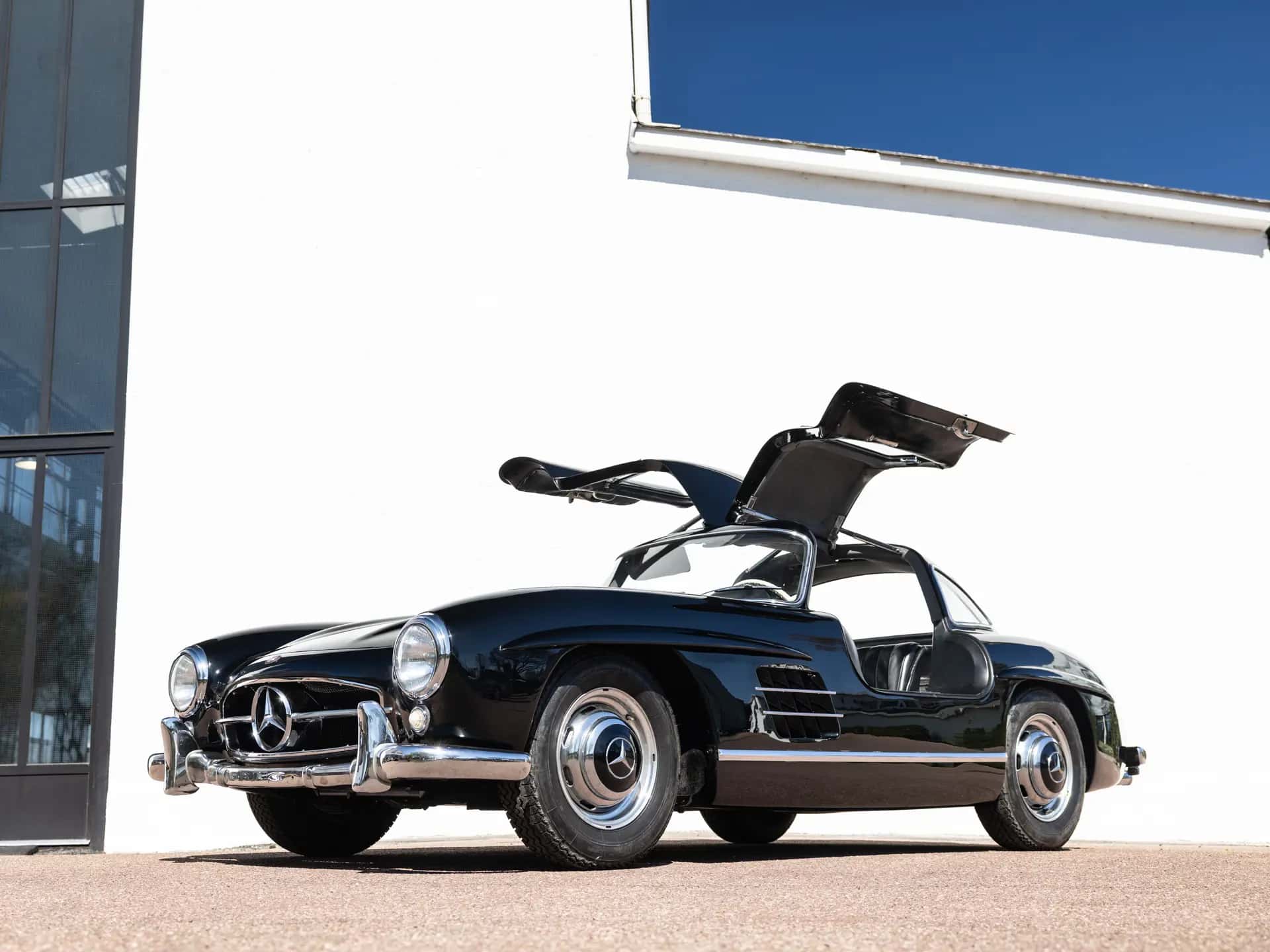1954 Mercedes-Benz 300 SL Gullwing sold for €1,298,750