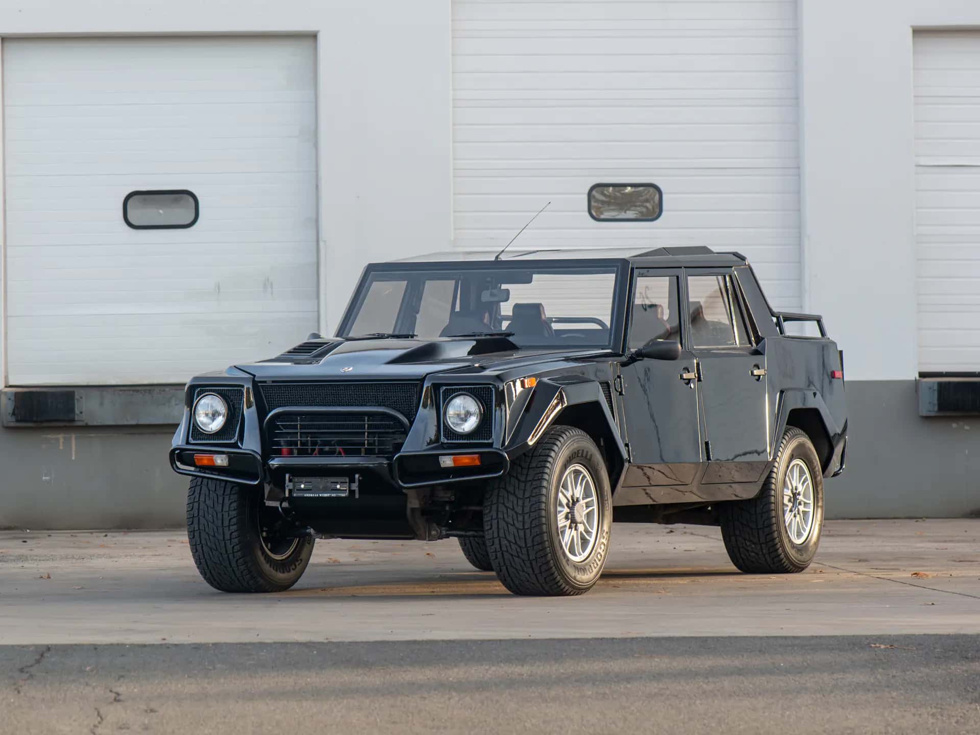 1993 Lamborghini LM002 sold for $450,500