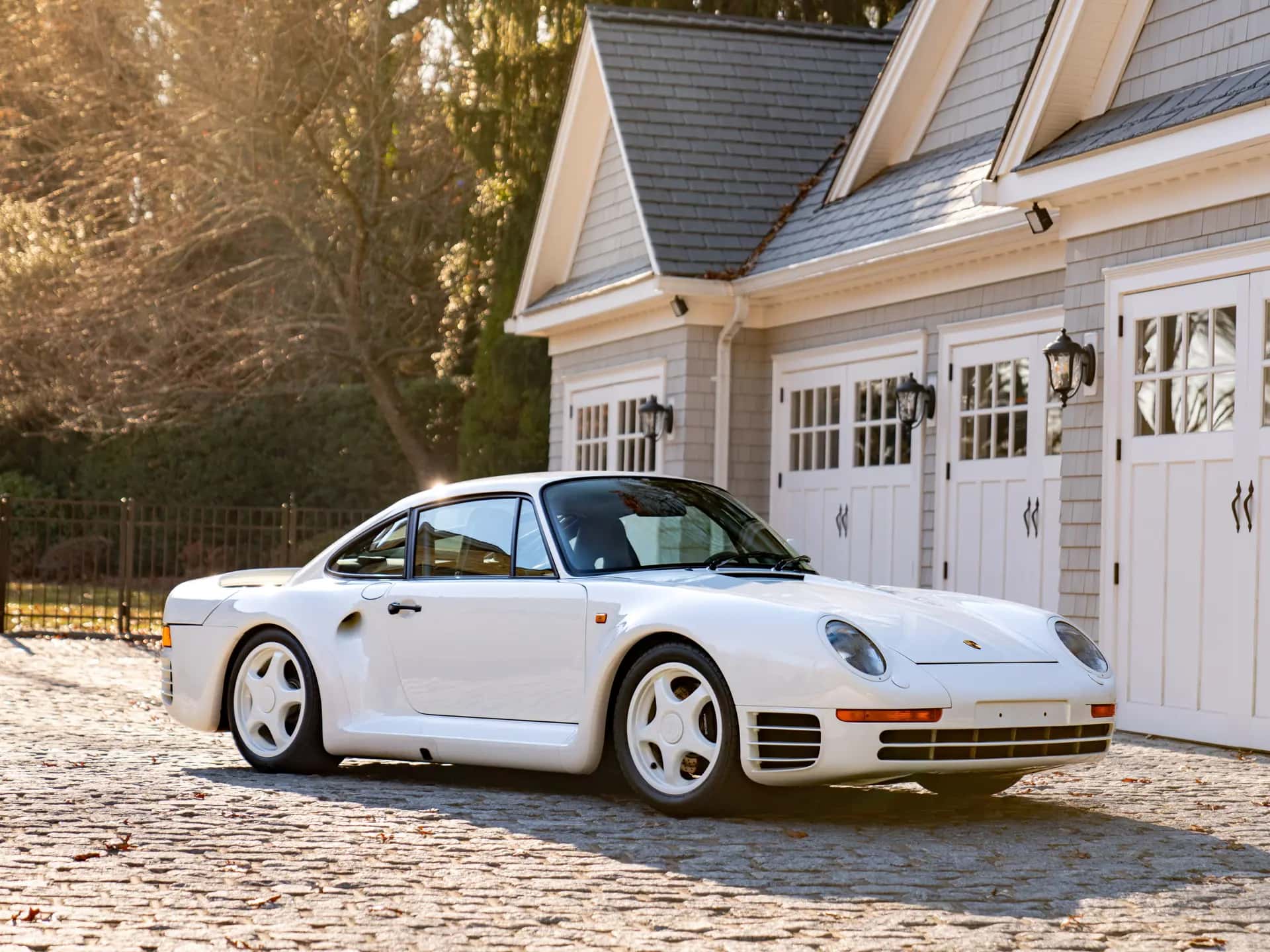 1988 Porsche 959 'Sport' sold for $0