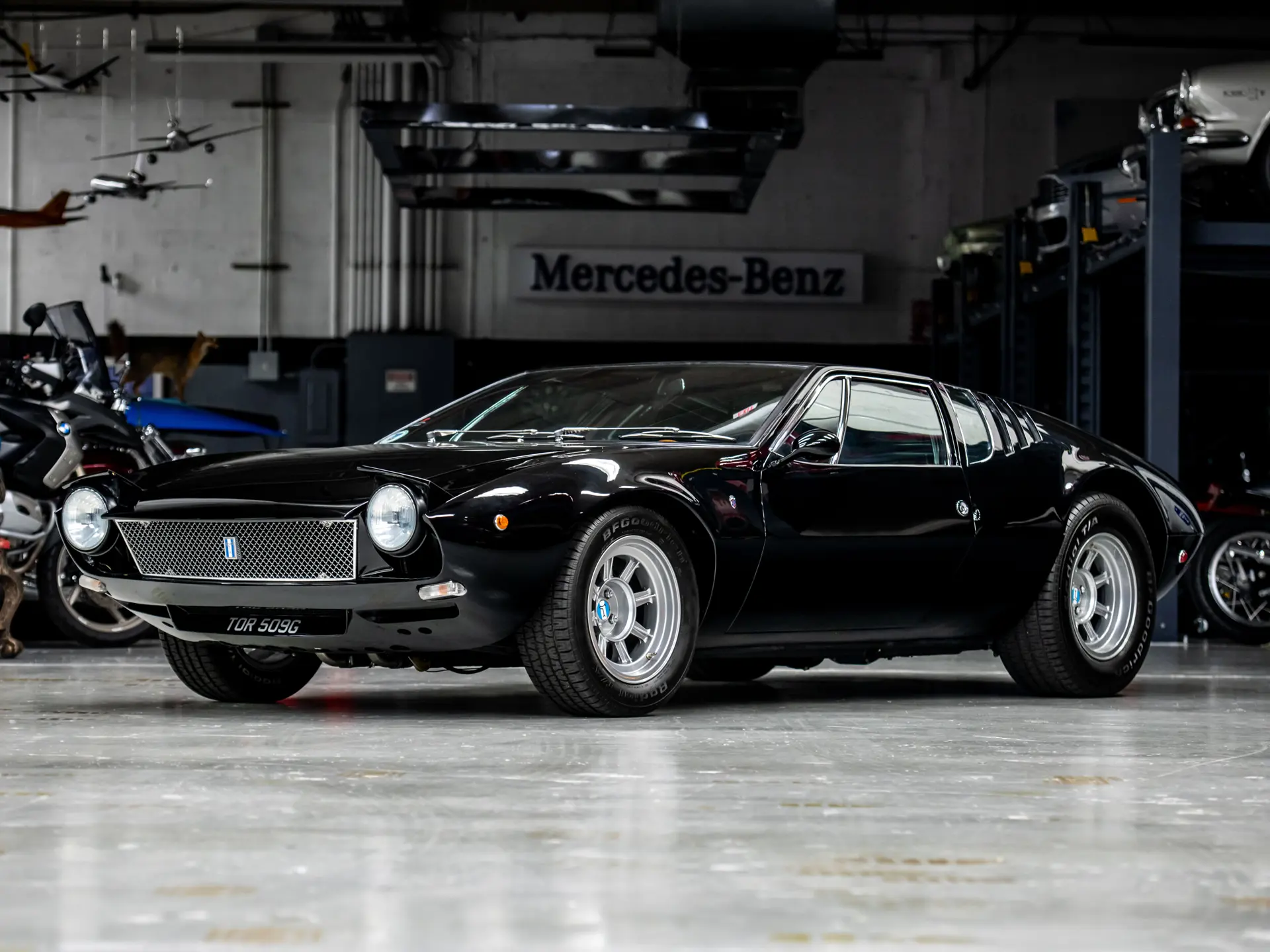 1969 DeTomaso Mangusta sold for $291,000