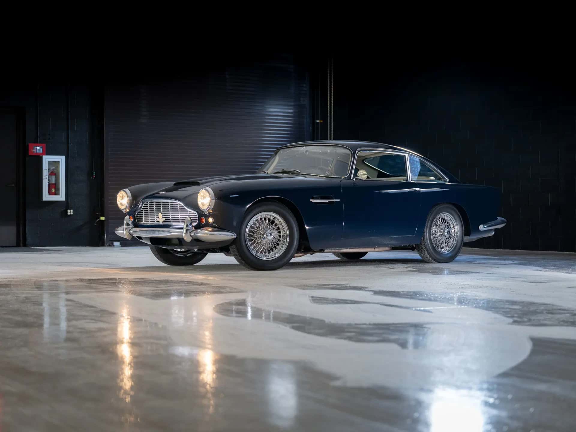 1962 Aston Martin DB4 "SS Engine" Series IV sold for $379,000