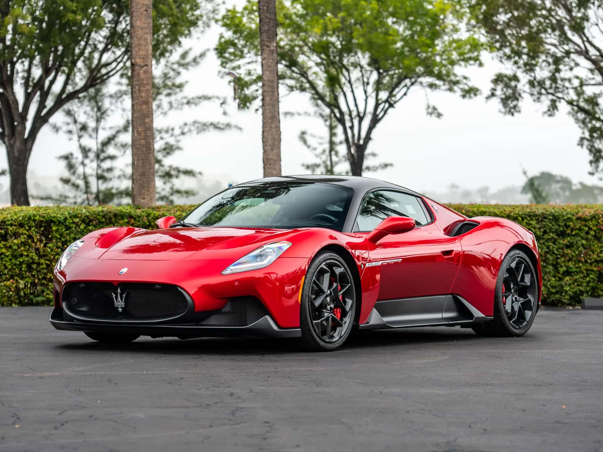 2023 Maserati MC20 sold for $190,400