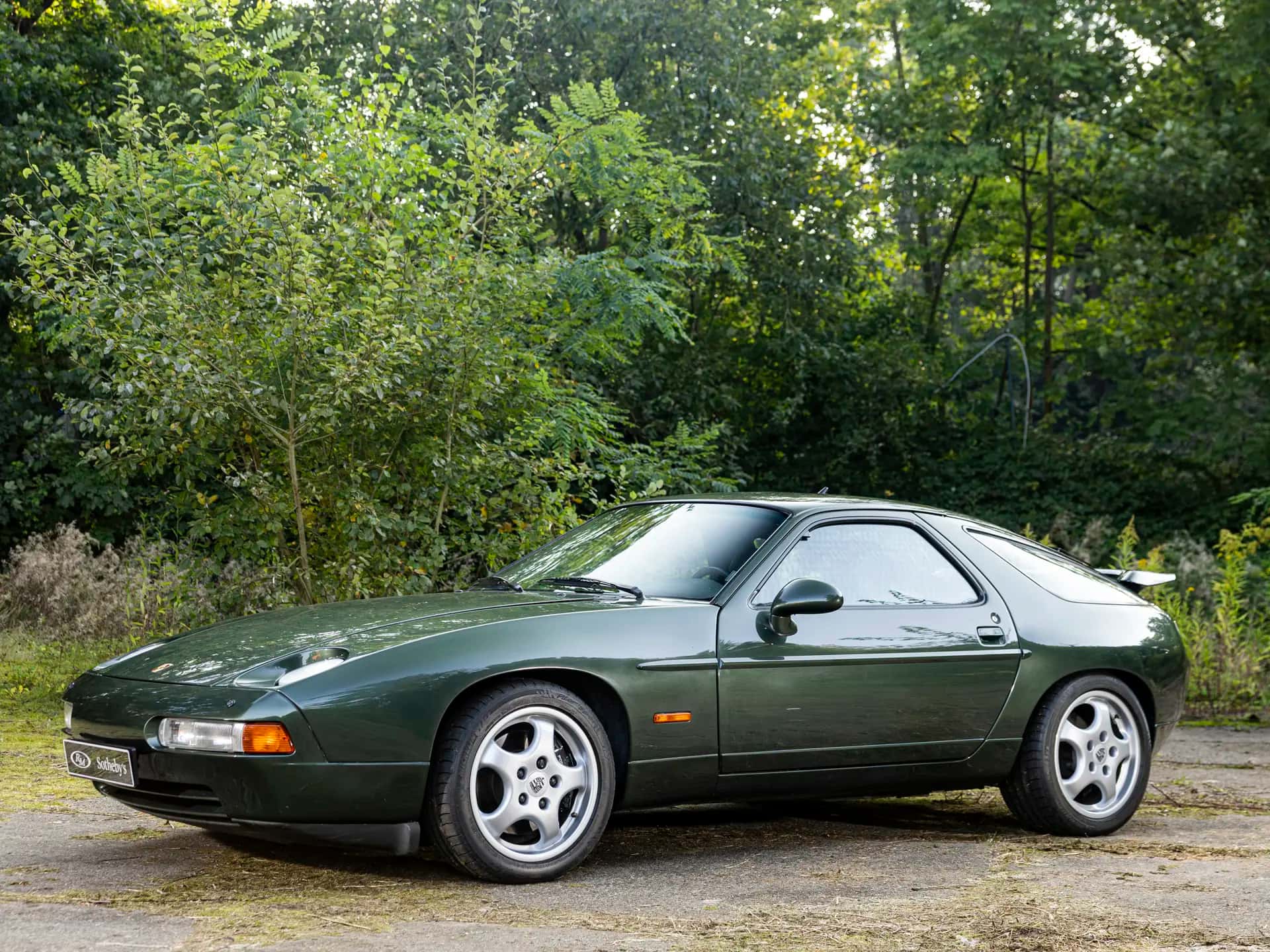 1993 Porsche 928 GTS sold for €126,500