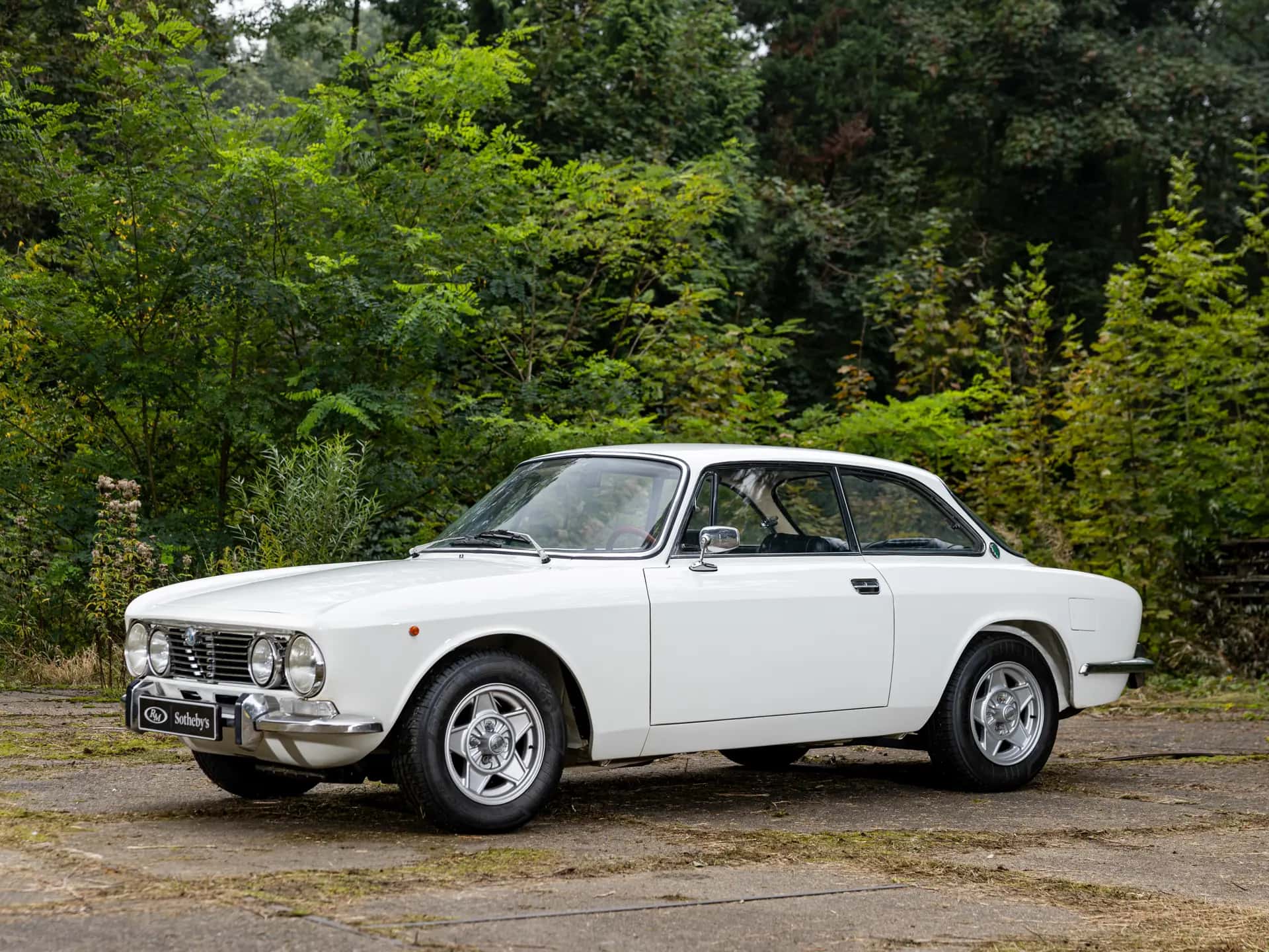1971 Alfa Romeo 2000 GT Veloce sold for €42,550
