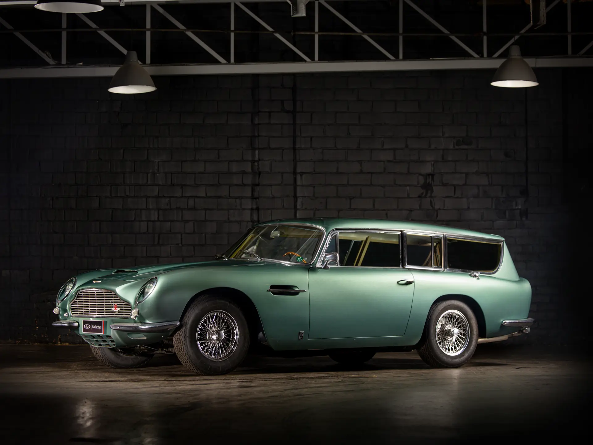 1966 Aston Martin DB6 Shooting Brake sold for €443,750