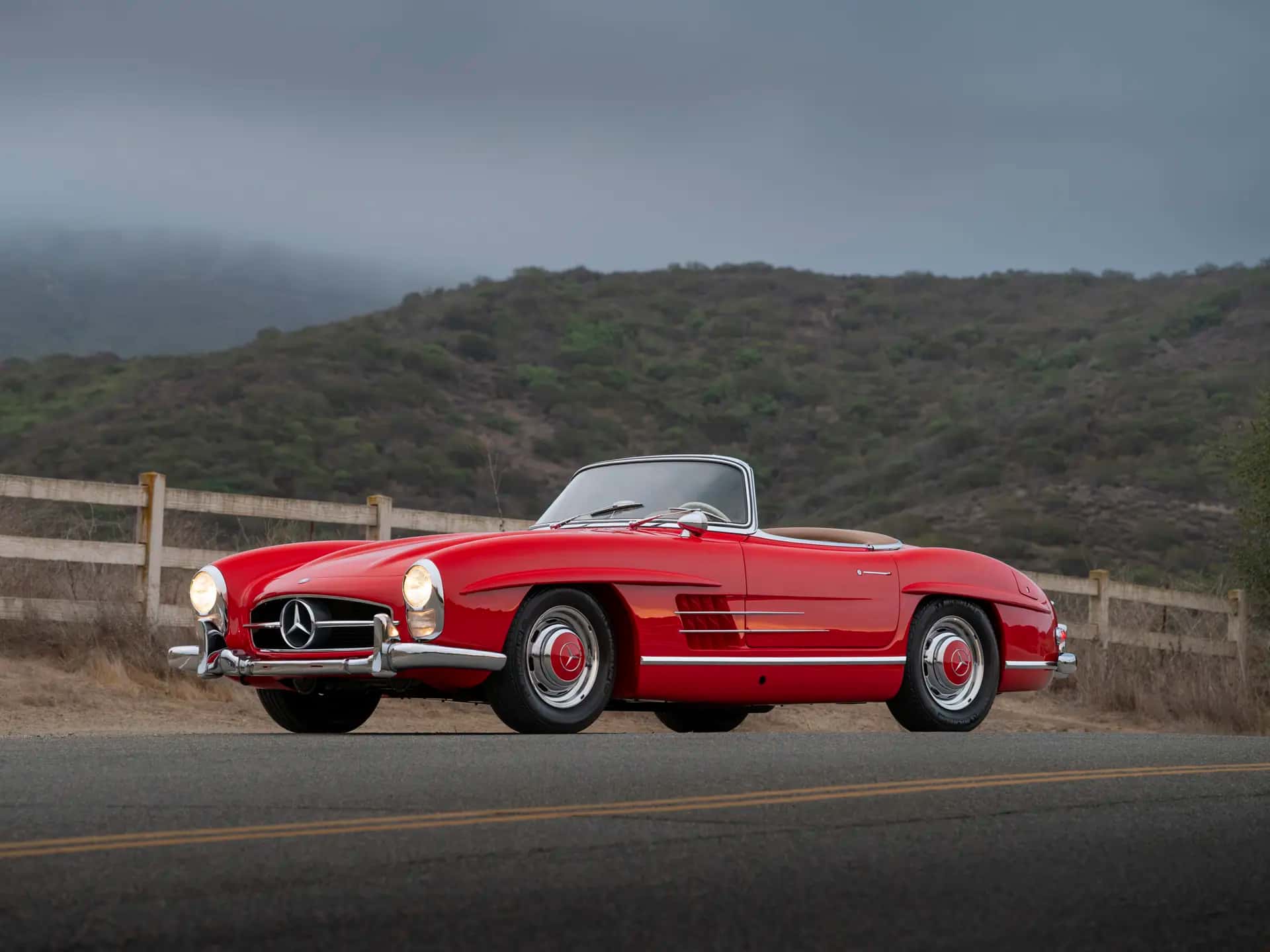 1962 Mercedes-Benz 300 SL Roadster sold for $1,325,000