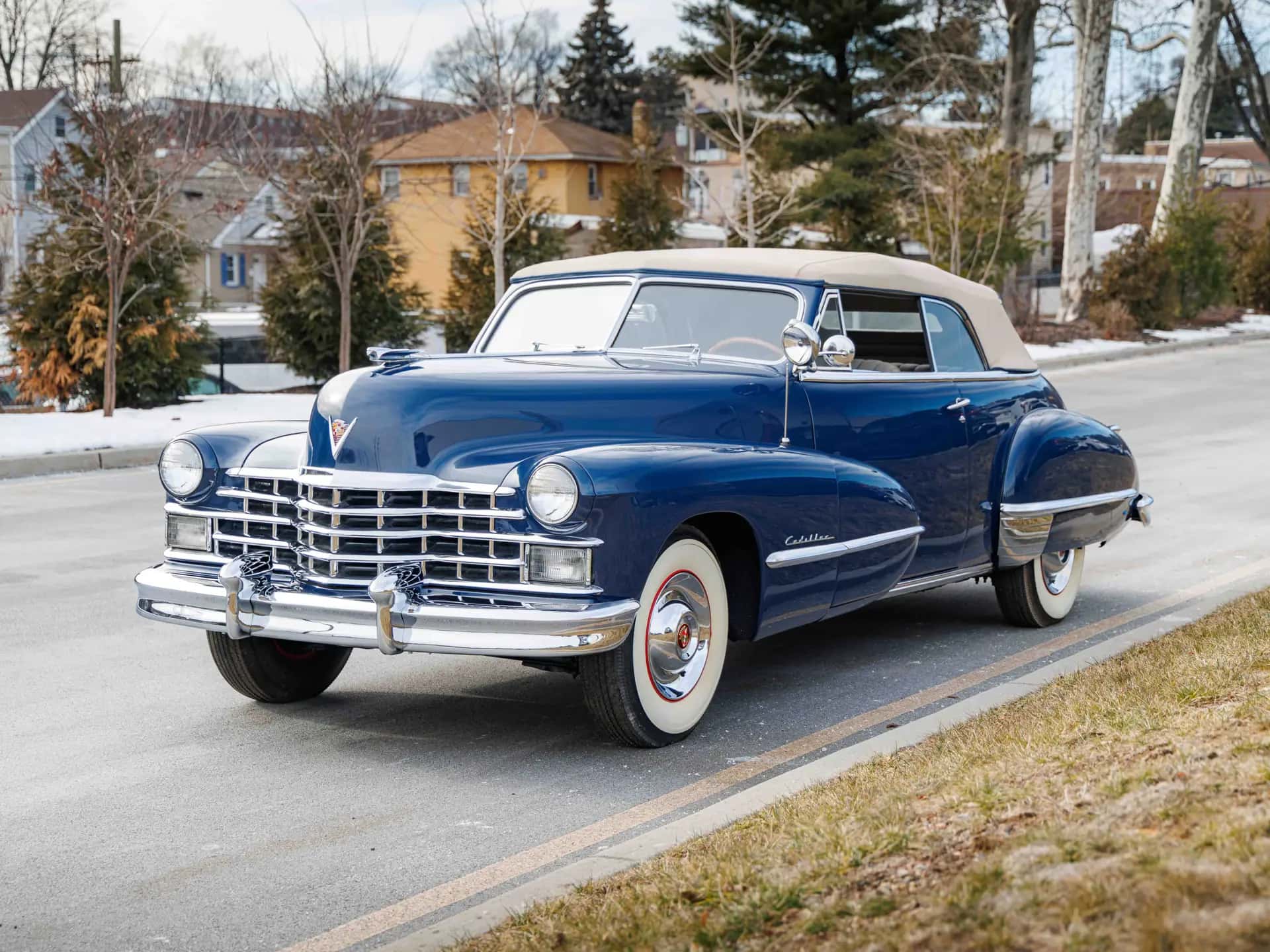 1947 Cadillac Series 62 Convertible sold for $95,200
