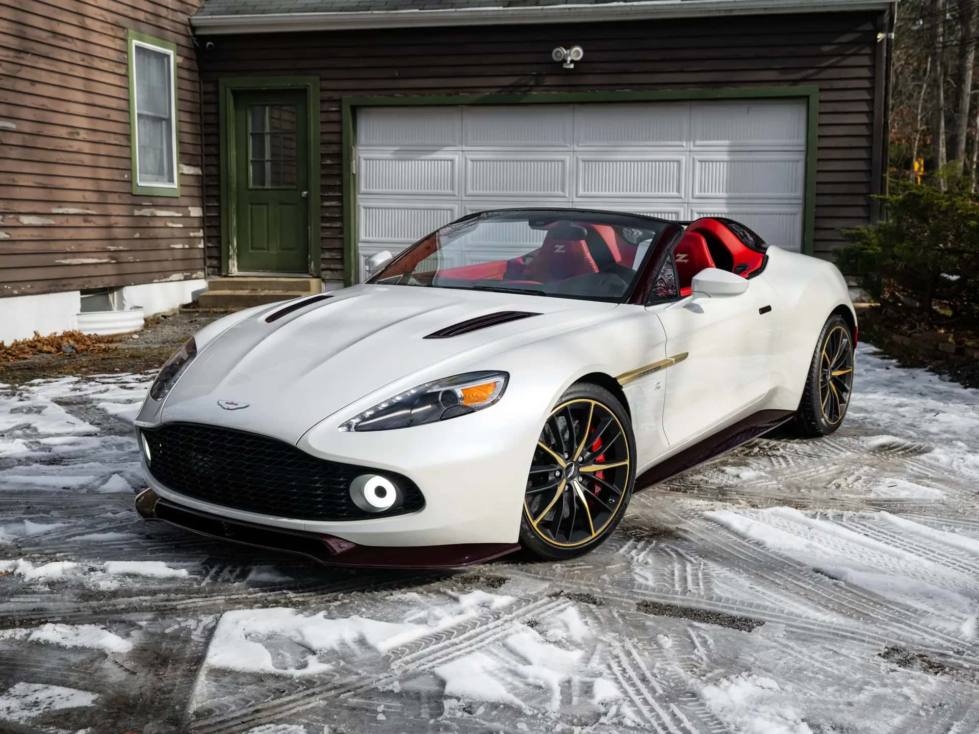 2018 Aston Martin Vanquish Zagato Speedster sold for $555,000