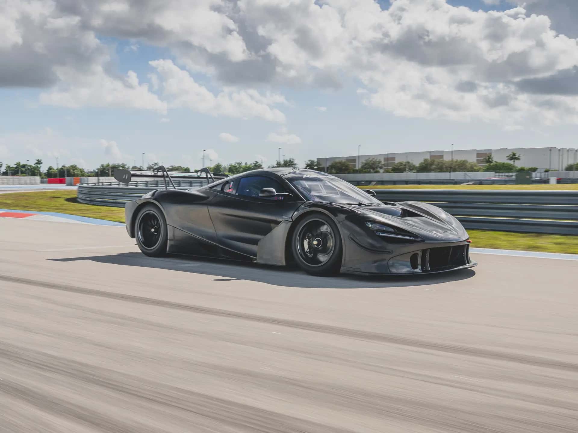 2022 McLaren 720S GT3X sold for $610,000