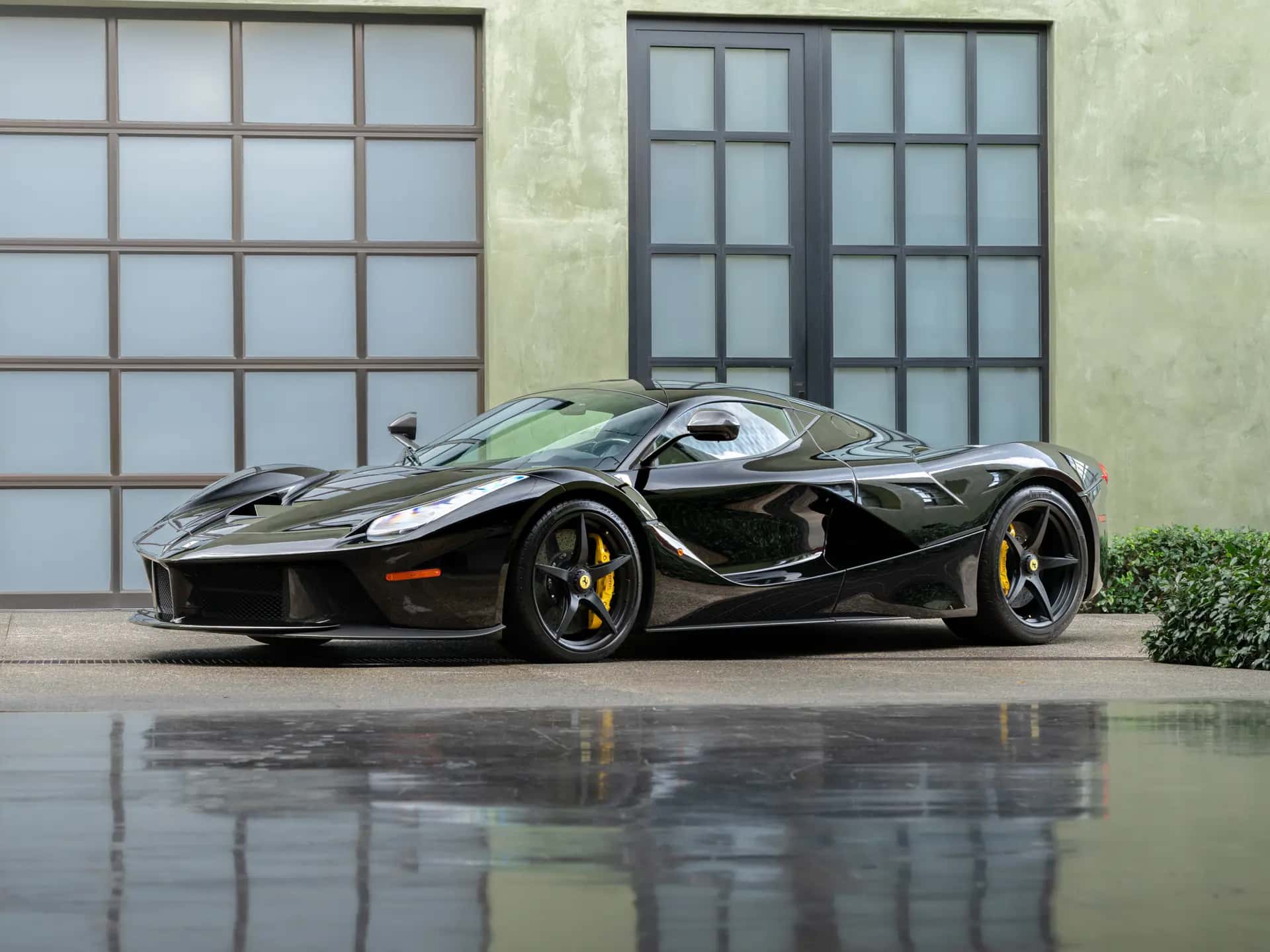 2015 Ferrari LaFerrari sold for $6,880,000