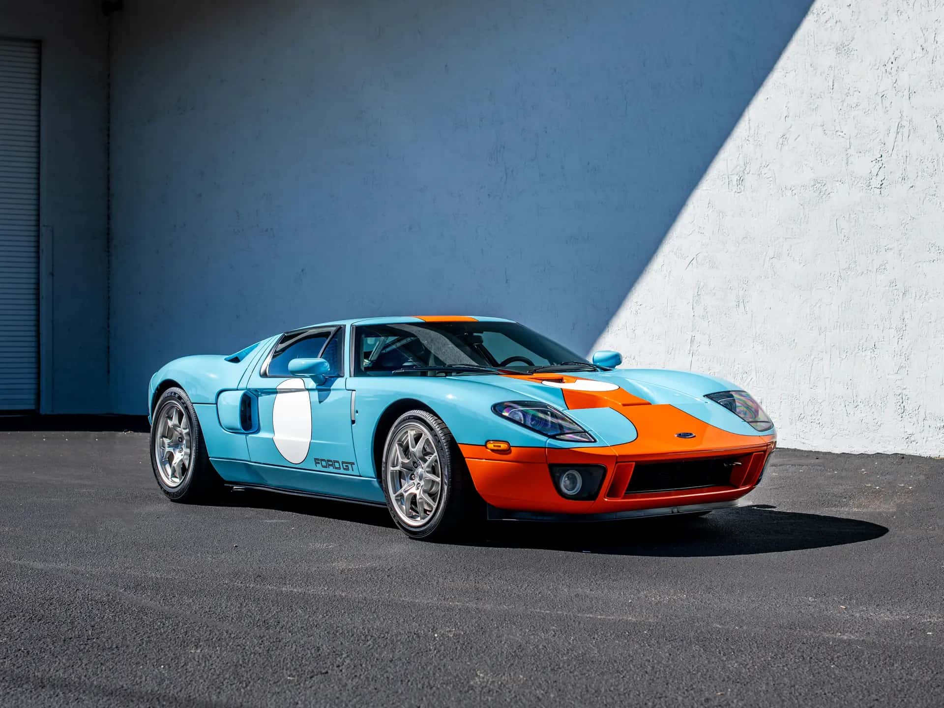 2006 Ford GT Heritage Edition sold for $967,500