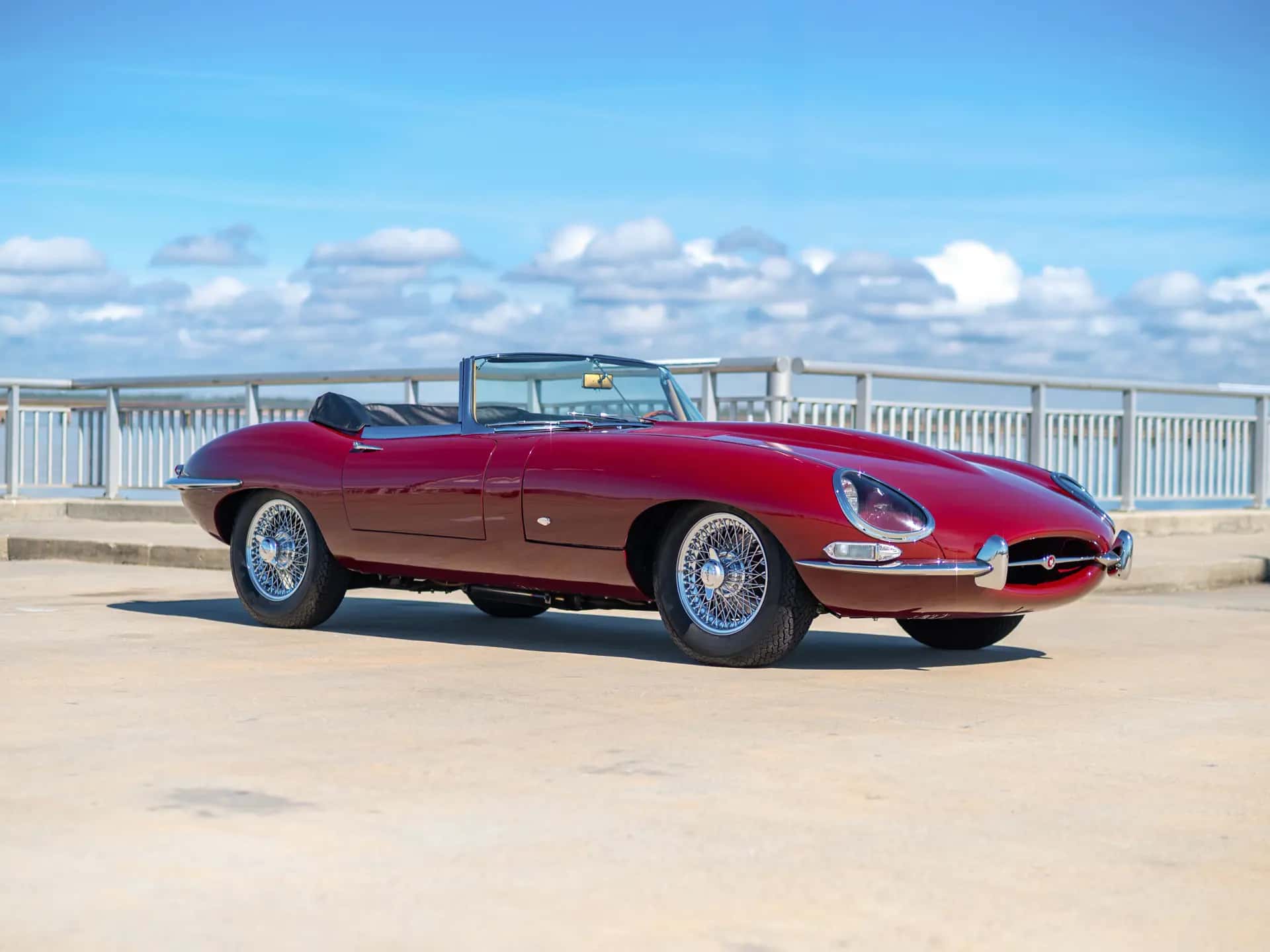 1961 Jaguar E-Type Series 1 3.8-Litre Roadster sold for $128,800