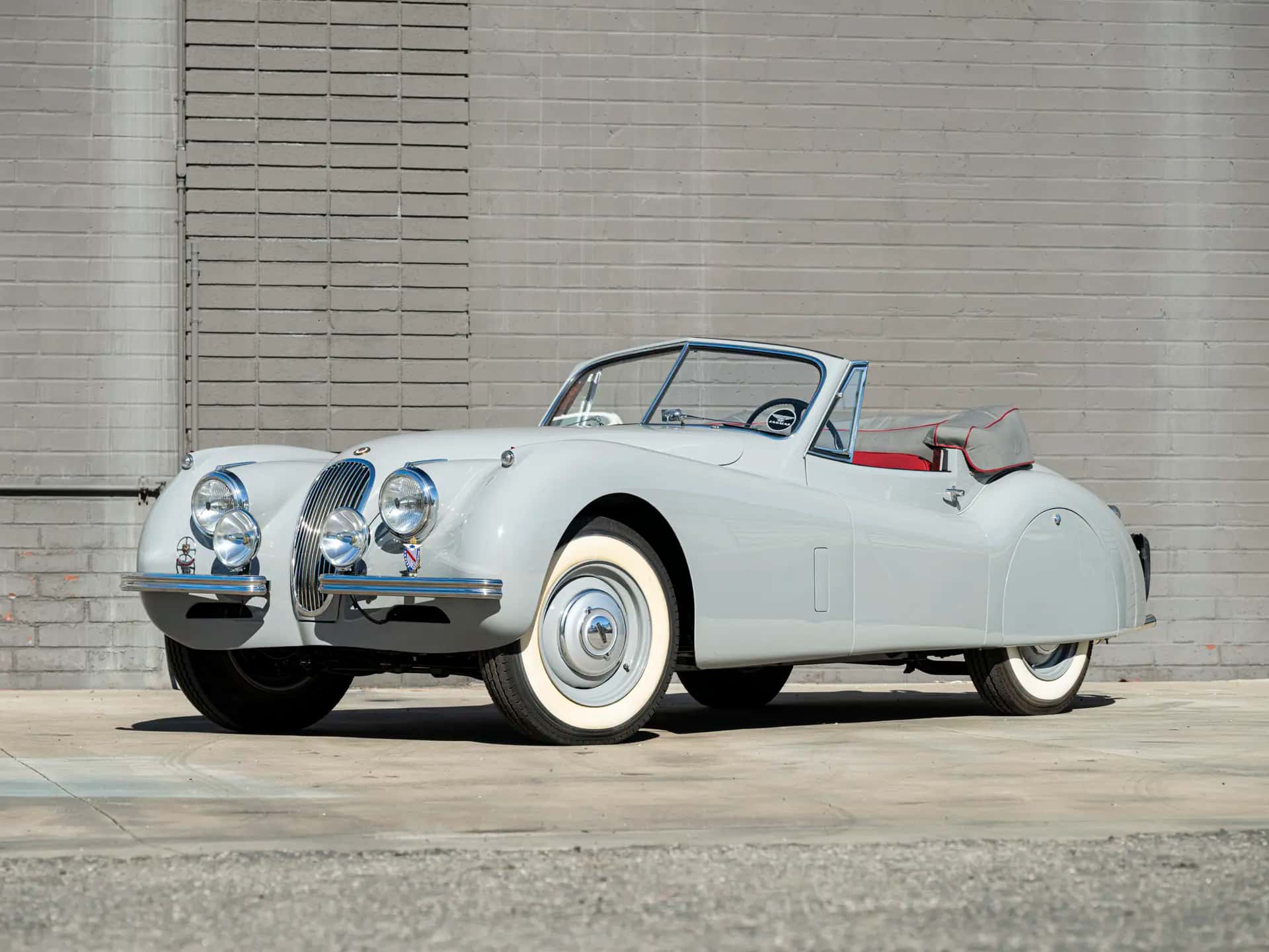 1953 Jaguar XK 120 Drophead Coupe sold for $61,600