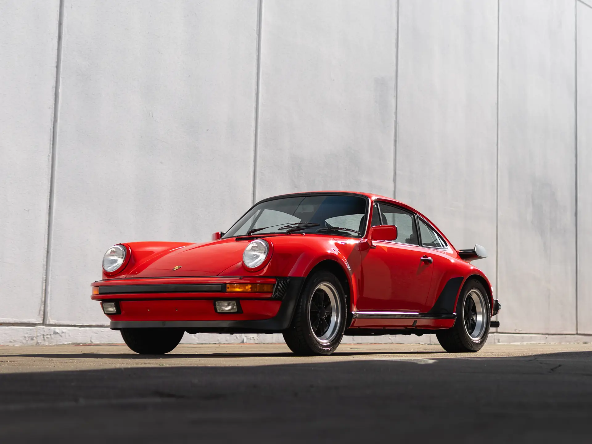 1987 Porsche 911 Turbo Coupe sold for $240,800