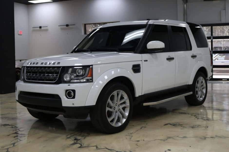 2016 Land Rover LR4 sold for $13,000