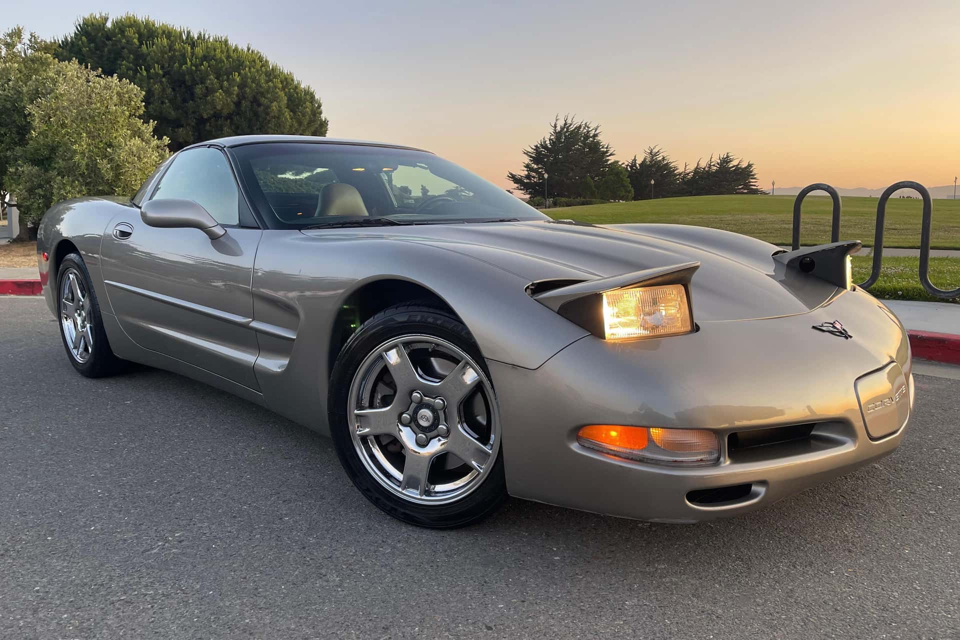 1999 Chevrolet C5 Corvette sold for $13,900