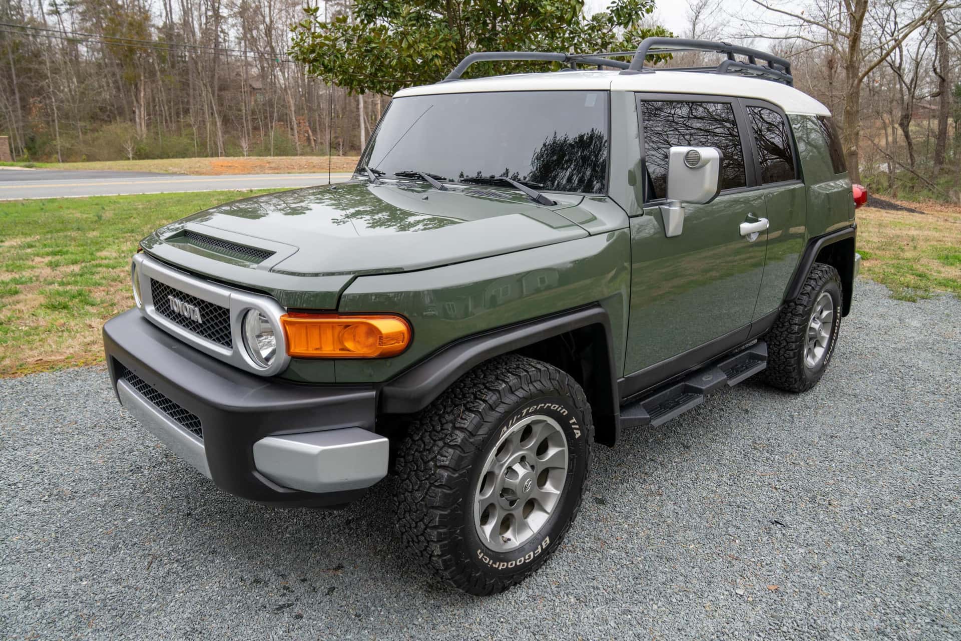 2013 Toyota FJ Cruiser sold for $34,500