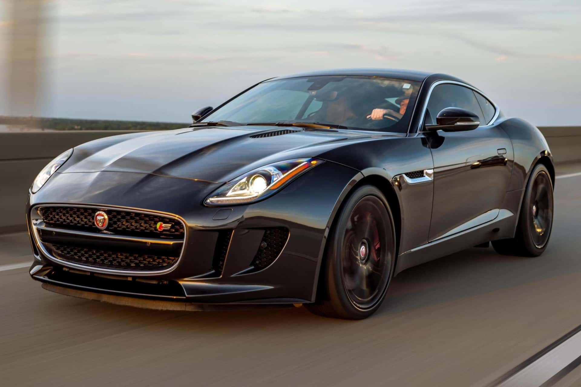 2015 Jaguar F-Type sold for $24,274
