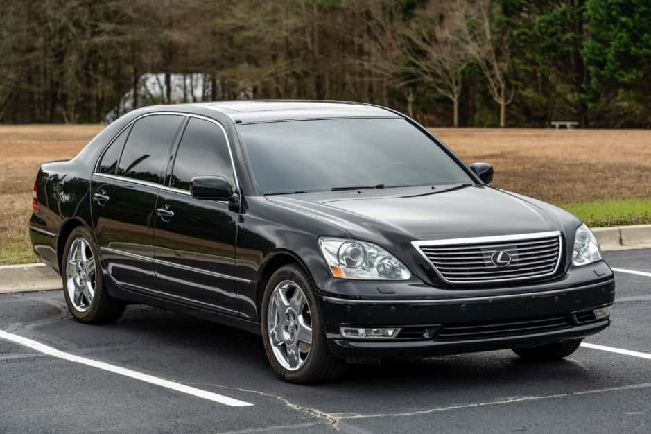2006 Lexus LS Sedan sold for $17,901