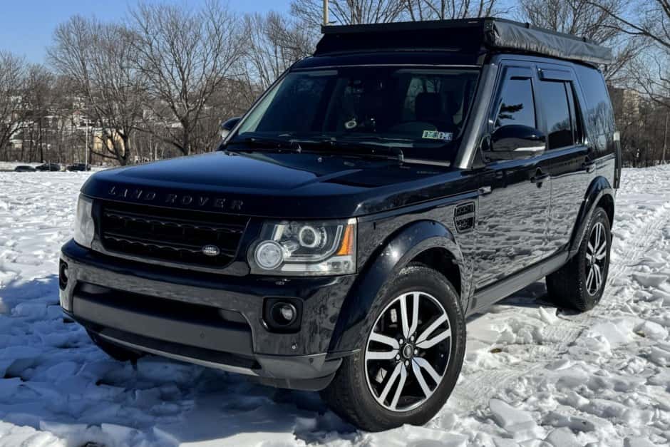 2016 Land Rover LR4 sold for $14,756