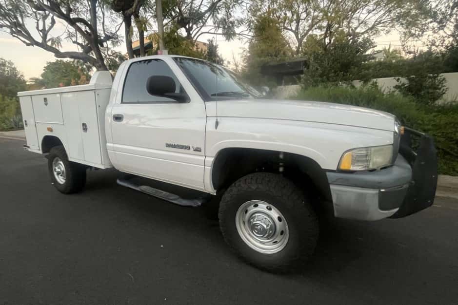 2002 Dodge Ram HD (1994-2002) sold for $9,000