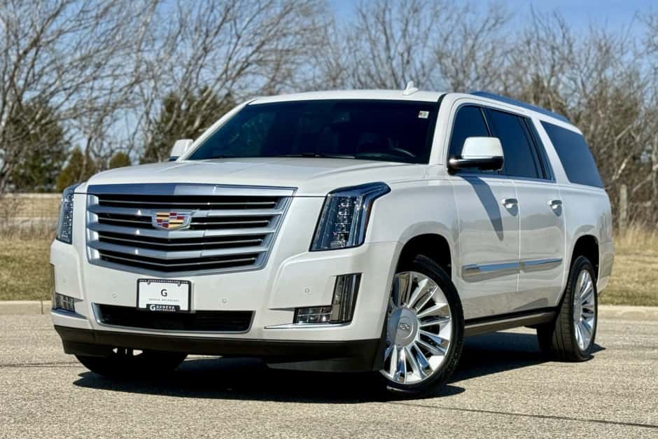 2016 Cadillac Escalade K2XL (2015-2020) sold for $41,750