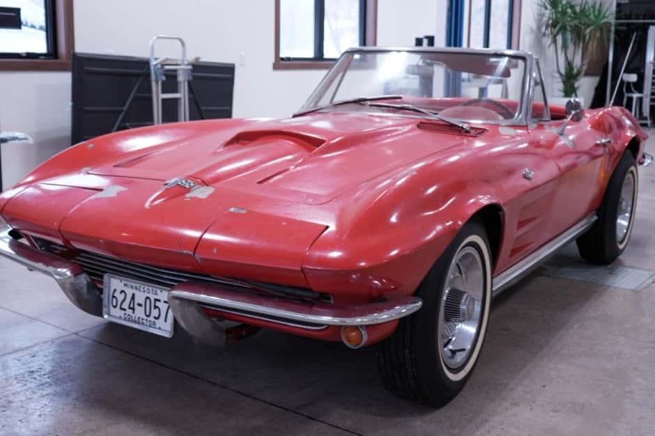 1964 Chevrolet Corvette C2 (1963) sold for $39,250