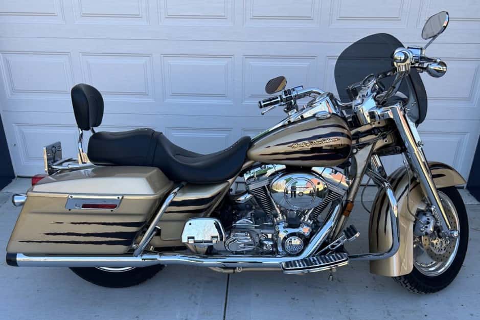 2003 Harley-Davidson Touring sold for $7,500