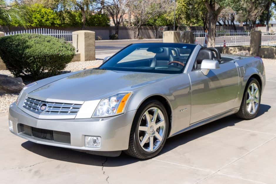 2006 Cadillac XLR sold for $18,750