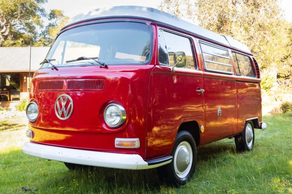 1969 Volkswagen Bay-Window Camper sold for $12,500