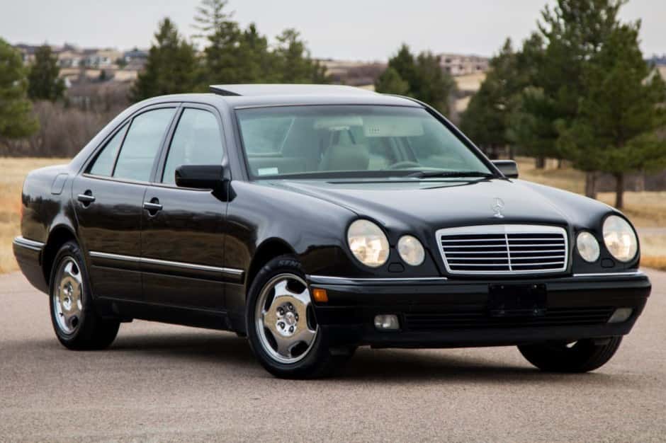 1997 Mercedes-Benz W210 E-Class sold for $6,300