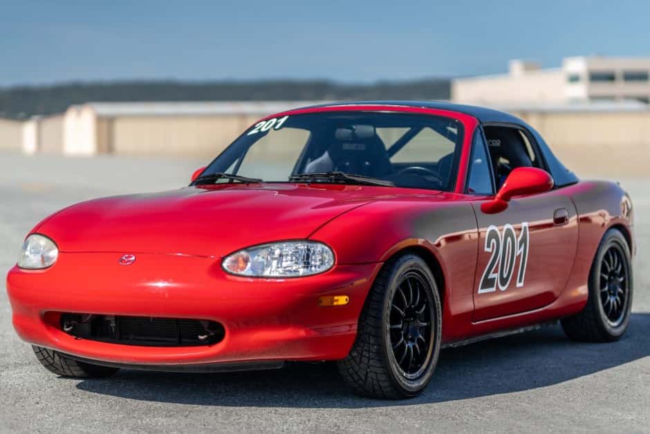 1999 Mazda NB MX-5 Miata sold for $14,000