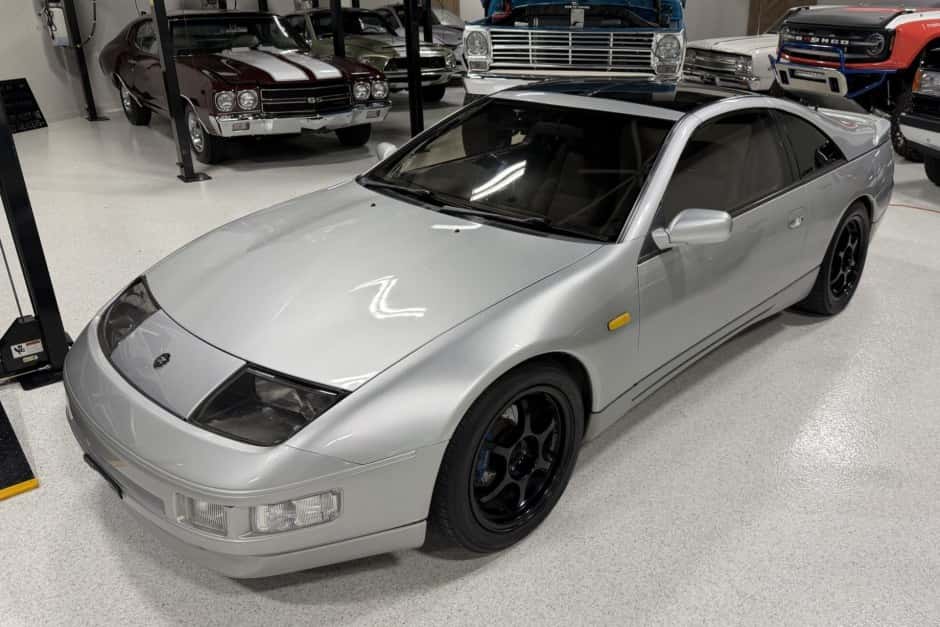 1989 Nissan Z32 300ZX sold for $8,400