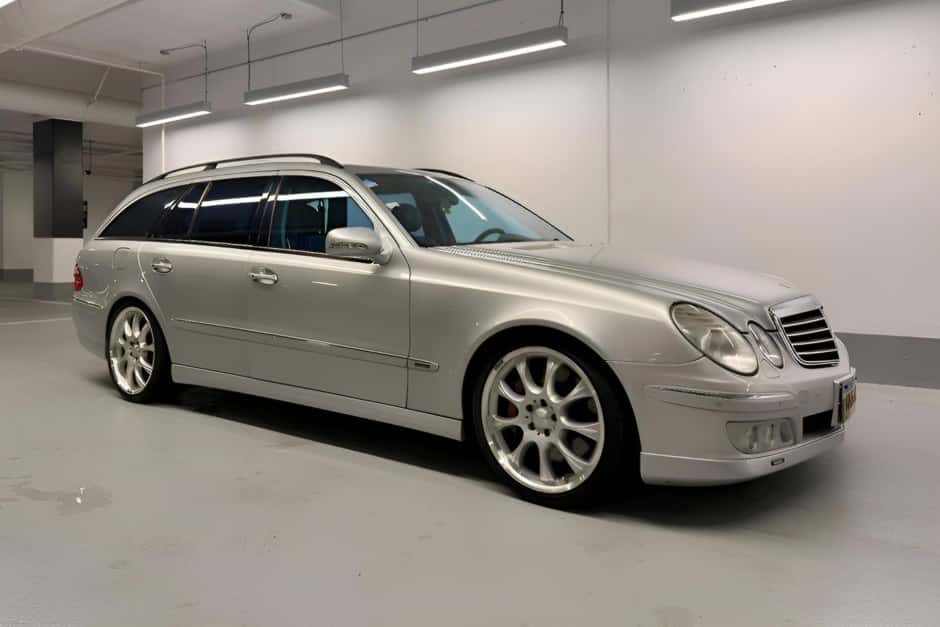 2003 Mercedes-Benz W211 E-Class sold for $12,550