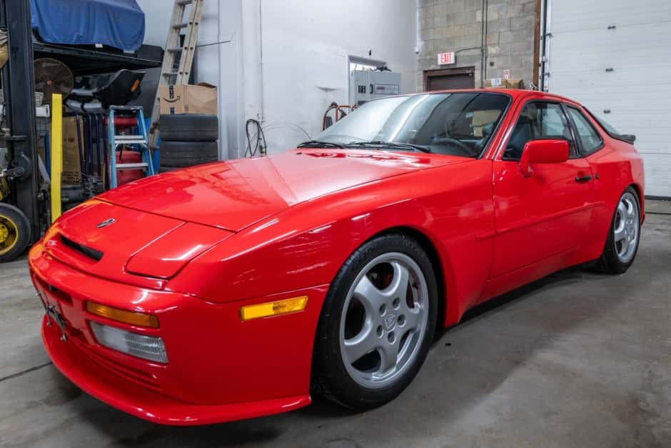 1987 Porsche 944 Turbo sold for $31,777