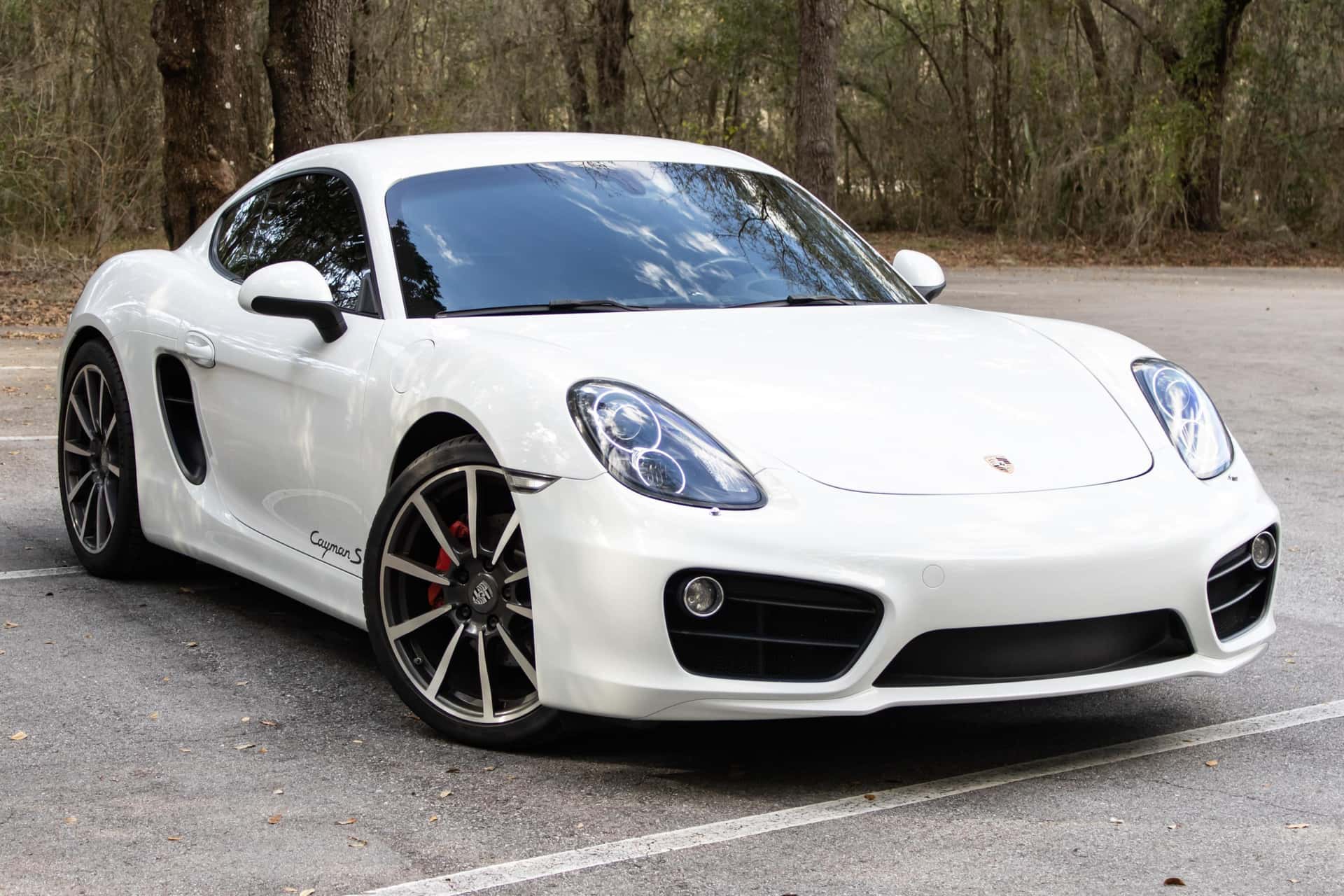 2014 Porsche 981 Cayman sold for $35,000