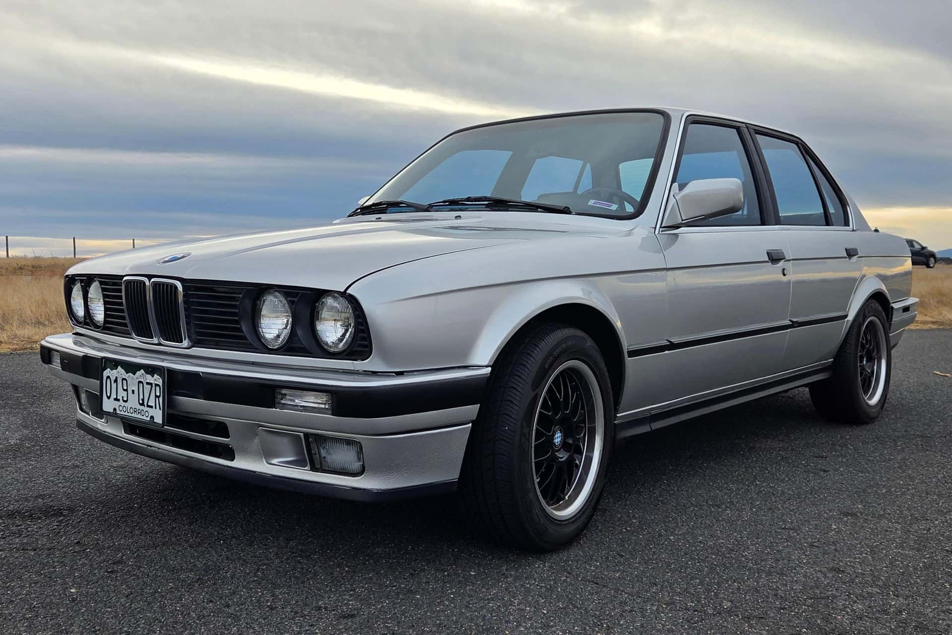 1991 BMW 3 Series sold for $6,718