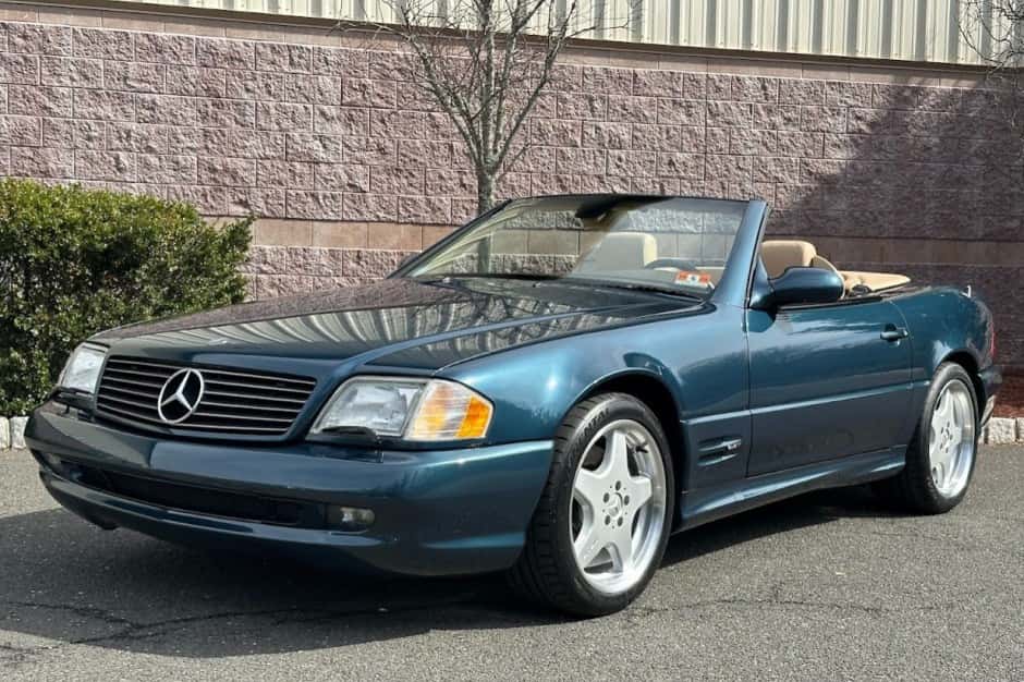 1999 Mercedes-Benz R129 SL sold for $117,000