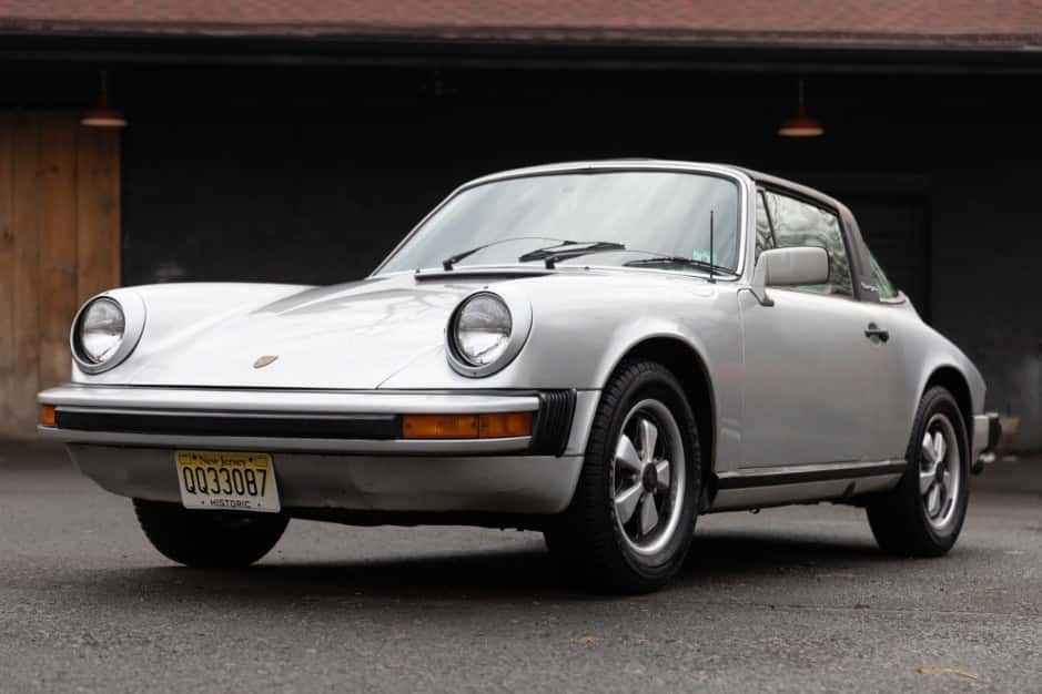 1977 Porsche 911 1974-1977 sold for $31,500
