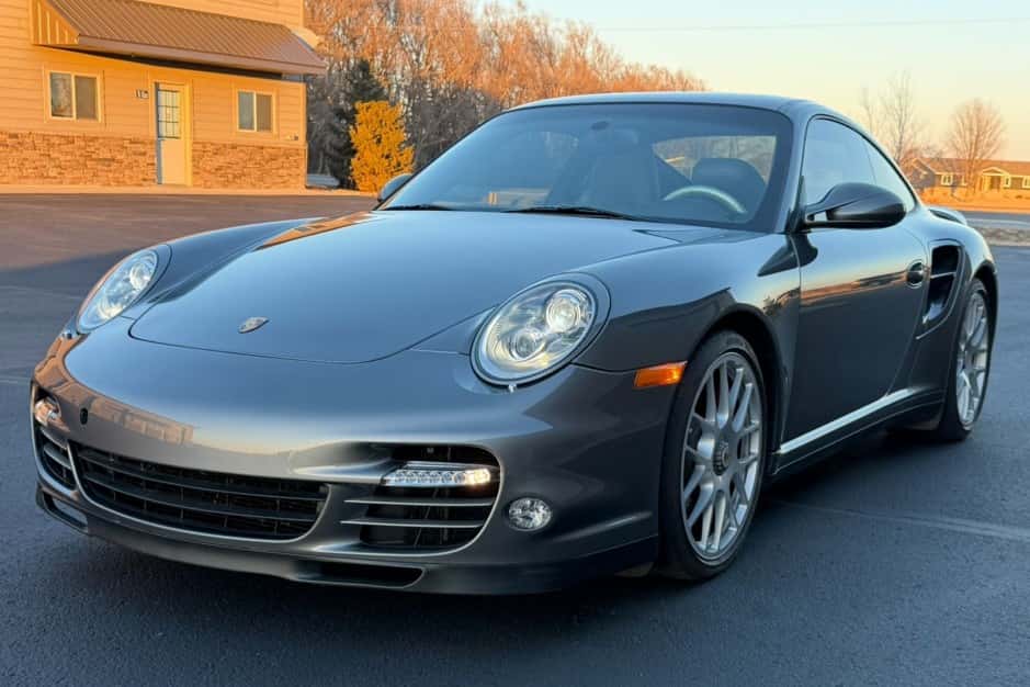 2010 Porsche 997 911 Turbo sold for $122,500