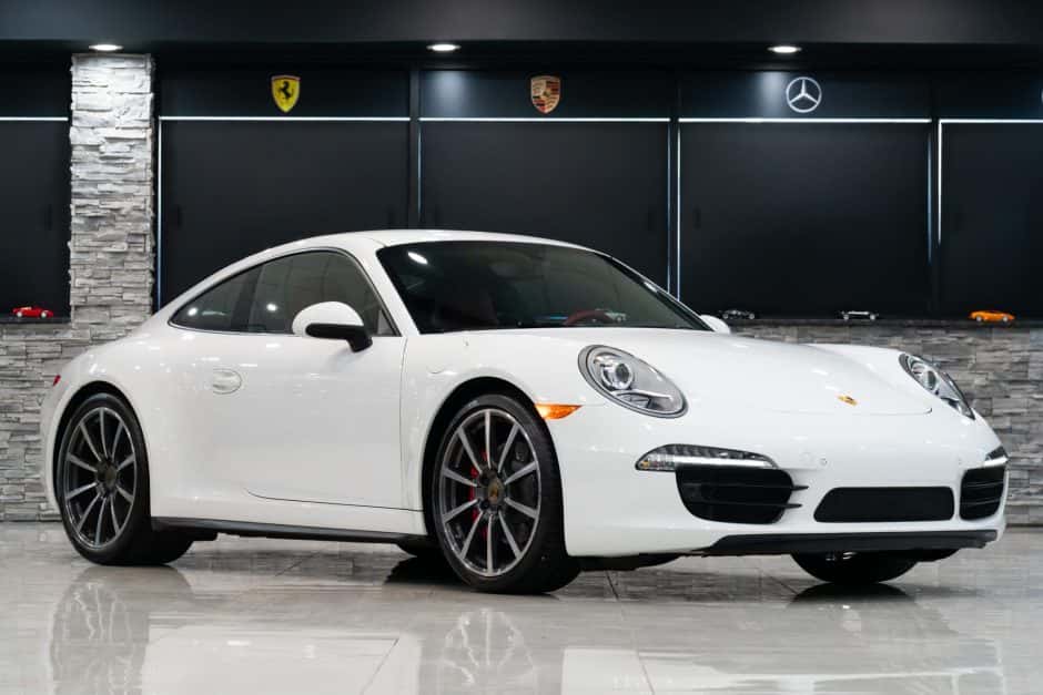 2013 Porsche 991 911 Carrera 4S sold for $87,000