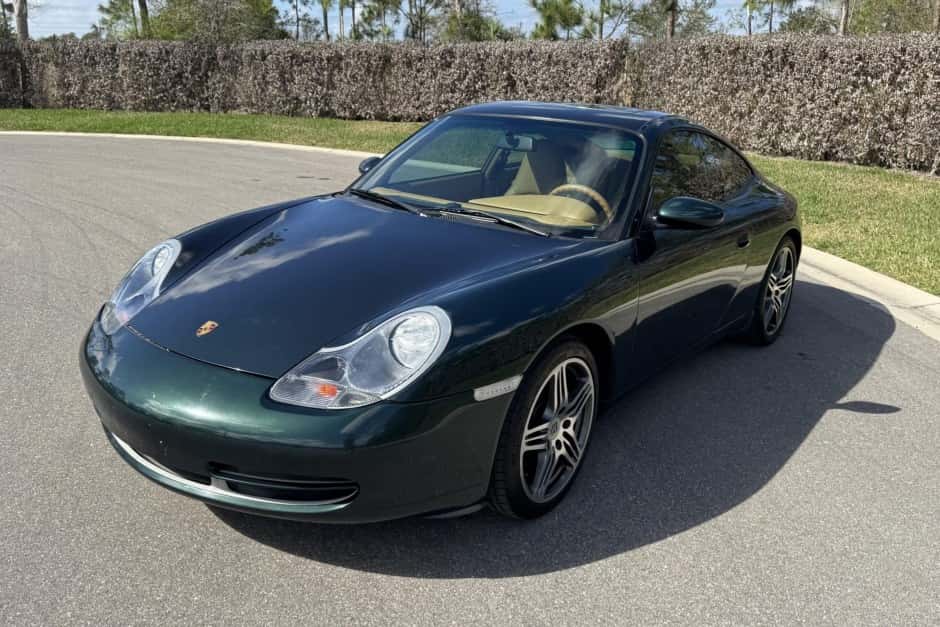 1999 Porsche 996 911 Carrera 4 sold for $13,664